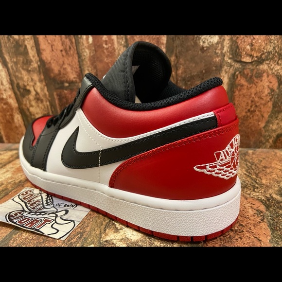 NEW Nike Air Jordan 1 Retro Low Bred Toe Red Black White Banned Chicago Mens GS - Picture 9 of 11